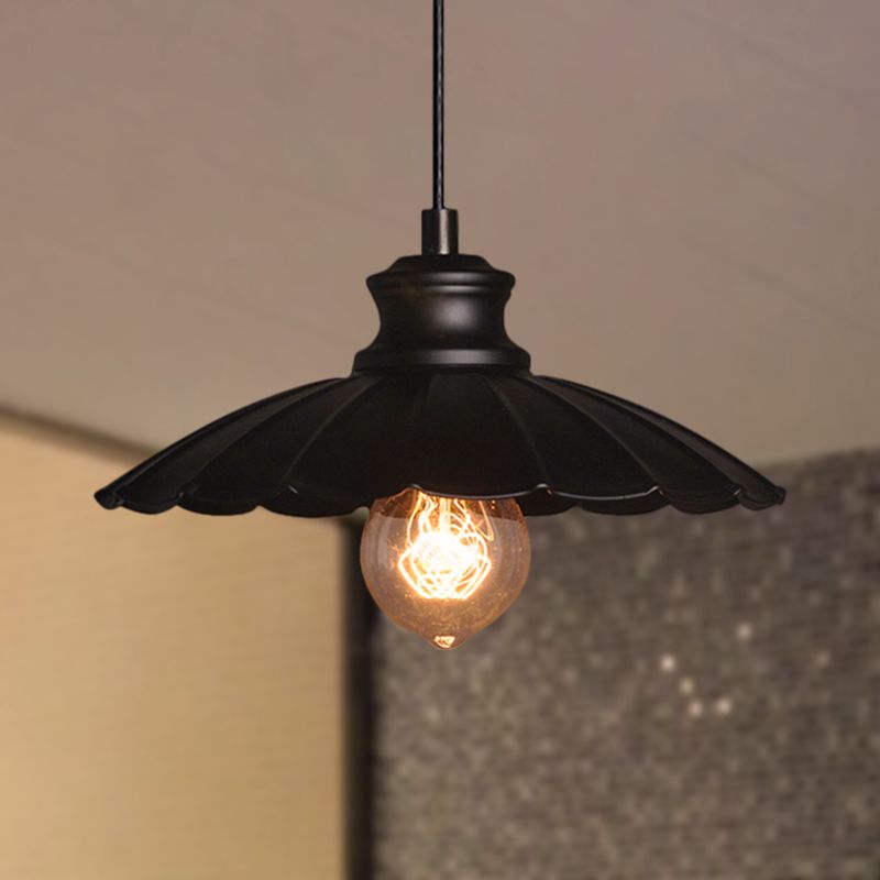 Metallic Black Pendant Lamp Scalloped Shade 1 Light Retro Style Hanging Ceiling Light for Kitchen