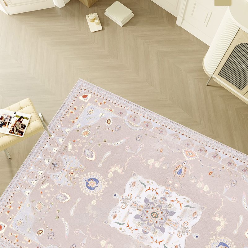 Pink Modern Rug Graphic Pattern Polyester Area Rug Non-Slip Backing Carpet for Home Decor