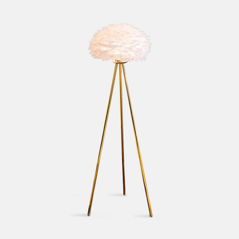 Dome Feather vloerlamp Minimalistisch enkel grijs/wit/roze vloerlicht met zwart/wit/gouden statief voor slaapkamer
