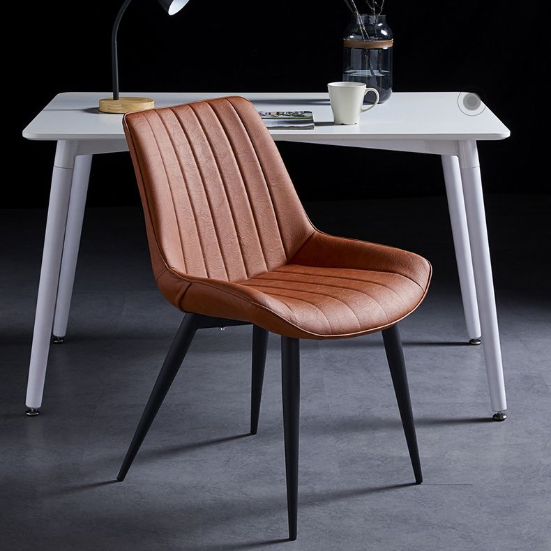 Chaise d'appoint de restaurant en cuir scandinave, finition mate, chaise de salle à manger Parsons