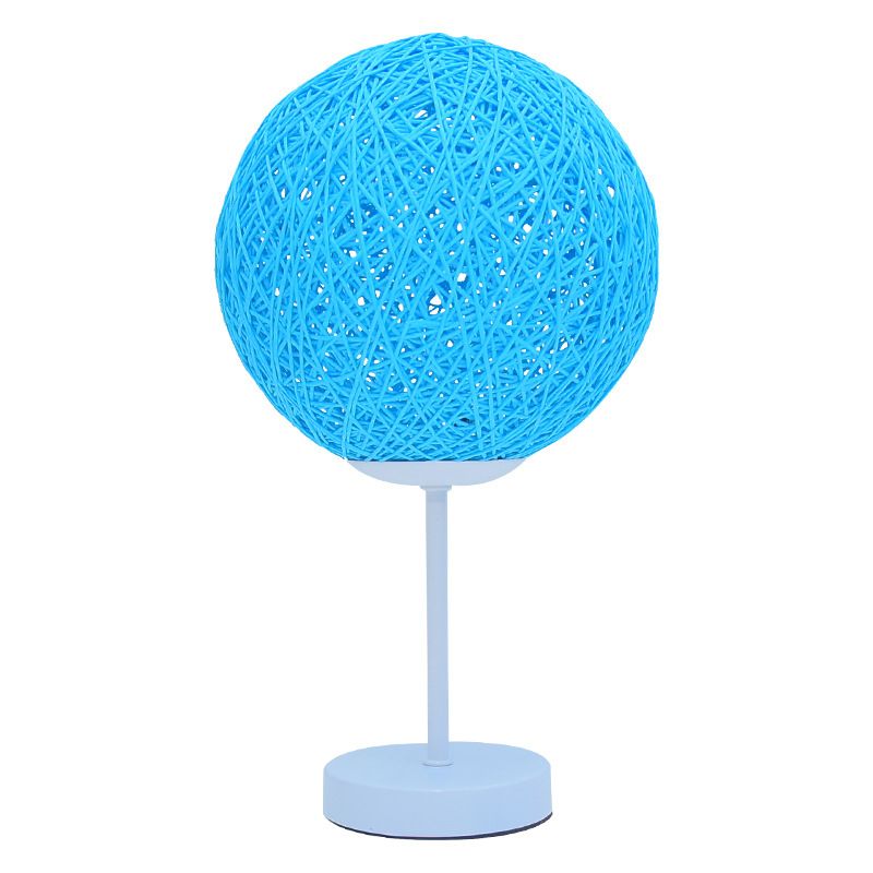 Macaron Table Lampe à LED de lampe à LED Light avec teinte de rotin pour le salon