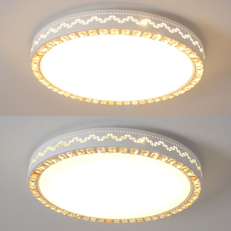 White Ceiling Light Fixture Modernism LED Flush Mount for Bedroom