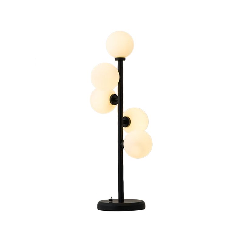 Lampada da comodino in metallo a sfera Illuminazione post-moderna in vetro crema 5 luci Lampada da comodino nera/oro per sala da pranzo