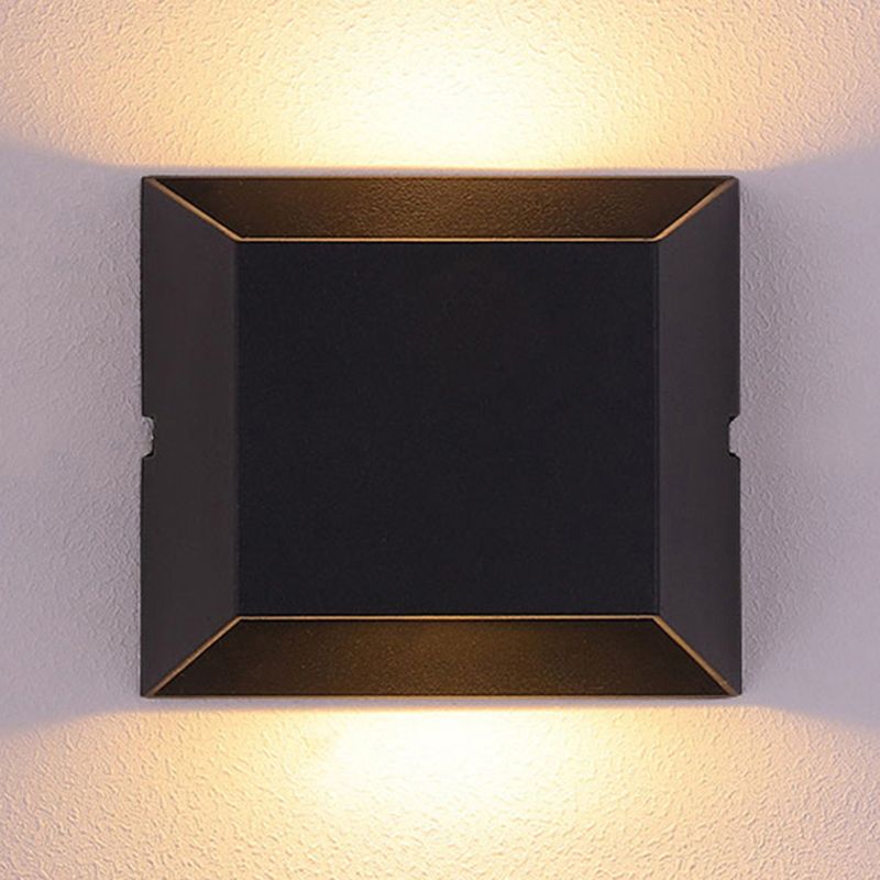 Squared Shade Wall Lighting Simple Style Metallic LED Balcony Wall Sconce Lamp in Matte Black, Warm/White Lighting