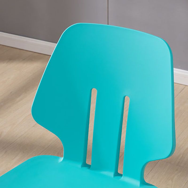 Silla lateral de comedor con respaldo abierto contemporáneo, sillas sin brazos de comedor de plástico para uso doméstico