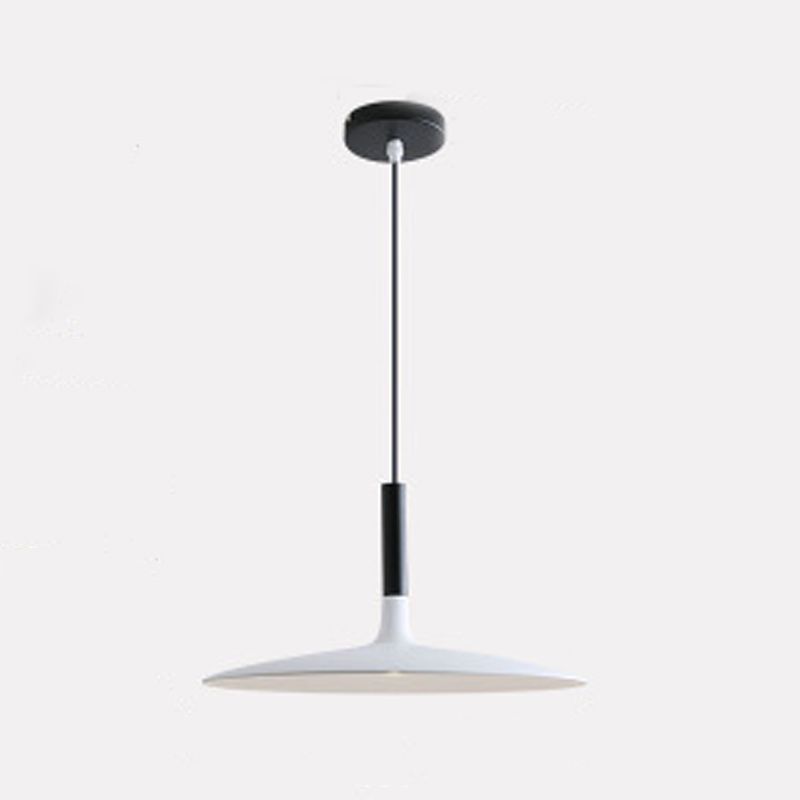 Pendante intérieure minimaliste, éclairage pendentif en métal plat macaron à 1 lumière