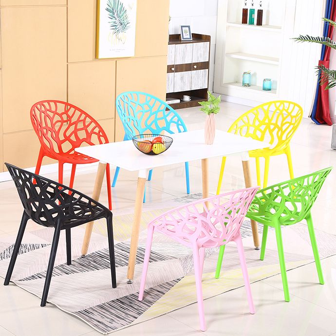 El comedor plástico contemporáneo preside la parte posterior abierta sin brazos que cena la silla lateral para el restaurante