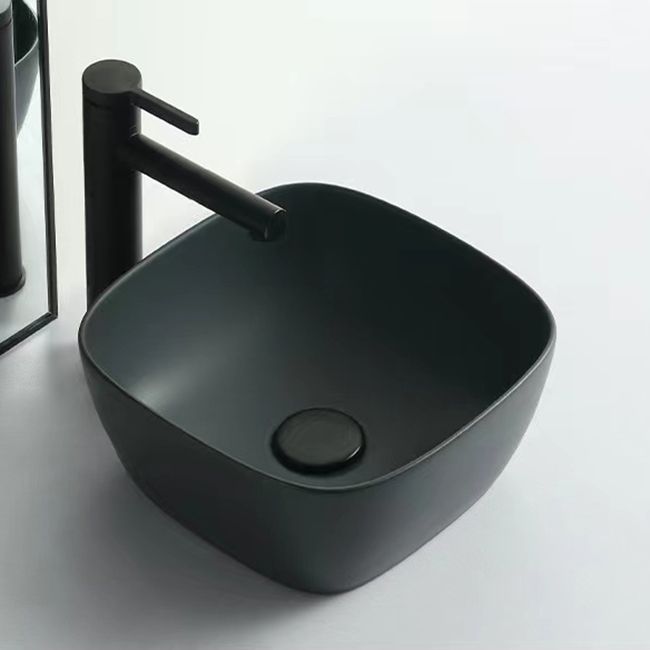 Classic Style Bathroom Sink Stainless Steel Bathroom Sink with Drain Strainer Kit