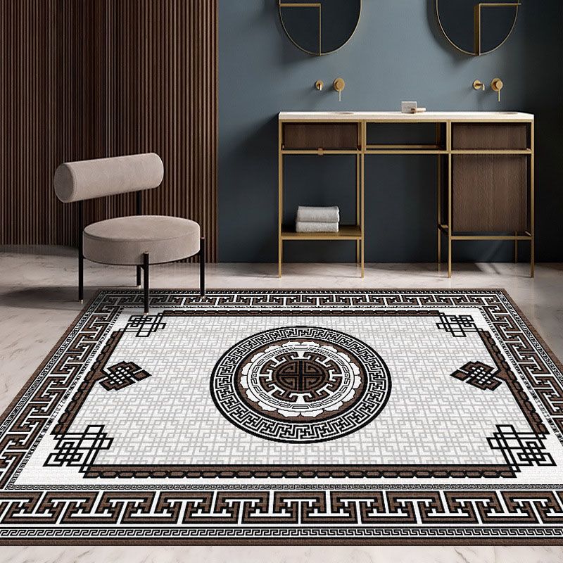 Traditional Border Pattern Rug Polyester Indoor Carpet Non-Slip Backing Area Rug for Living Room