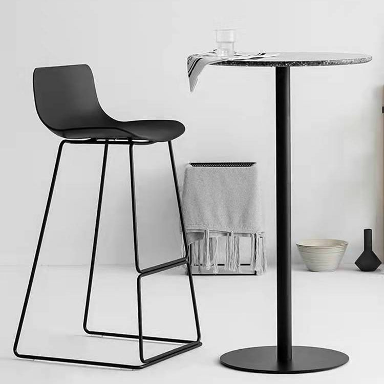Modern Style Bar-stool Plastic Counter Bar Stool with Metal Legs for Restaurant