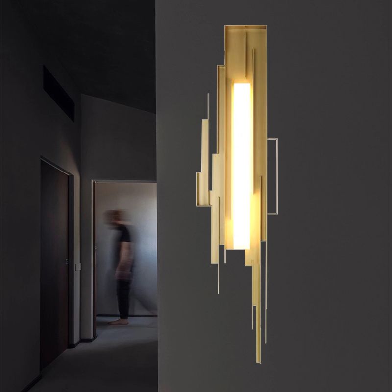 Unique Shade Metal Wall Light Modern Style 1 Light Wall Mount Light Fixture in Gold