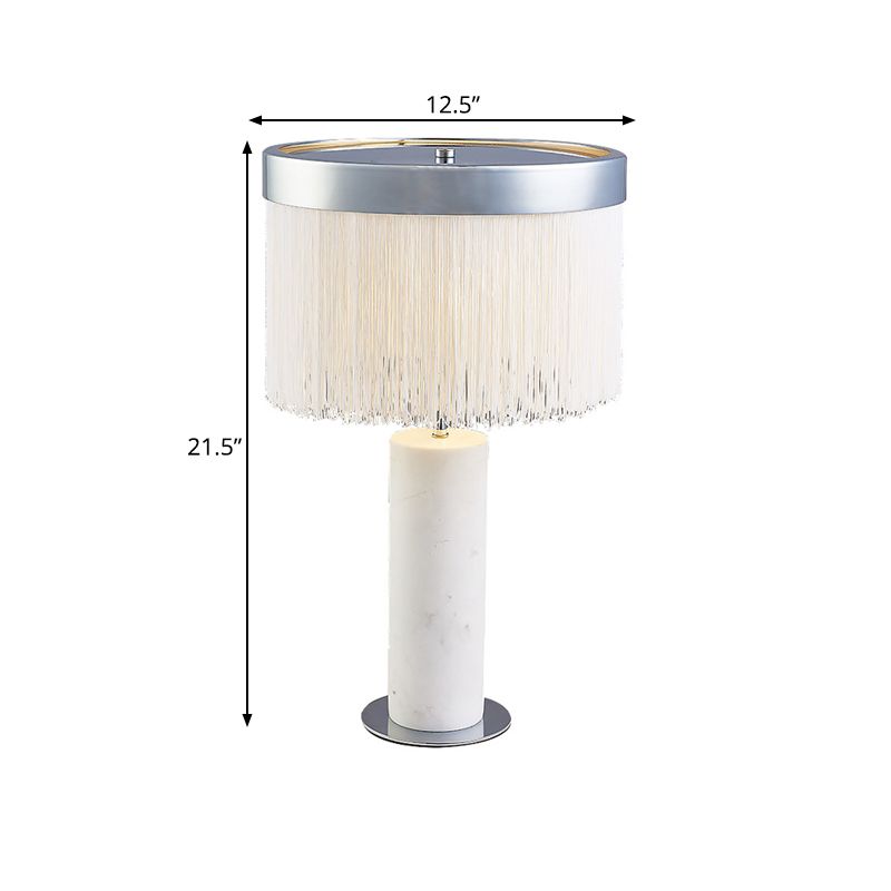 Lampada da comodino Stone Tube Lampada da scrivania contemporanea a 1 luce in bianco con nappa decorativa