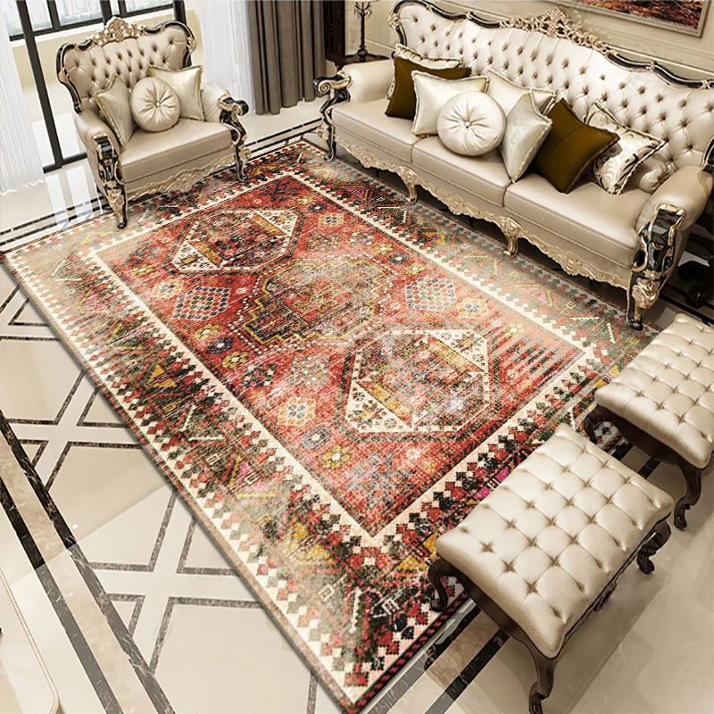 Antique Washable Carpet Retro Floral Print Rug Polyester Non-Slip Backing Carpet for Living Room