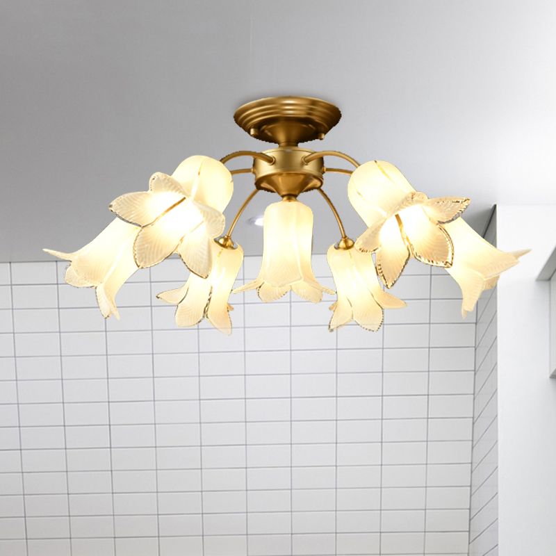 7 bulbos Luz de techo Campo Lily/Tulip White/Yellow/Purple Glass Semi Flush Mounting para sala de estar
