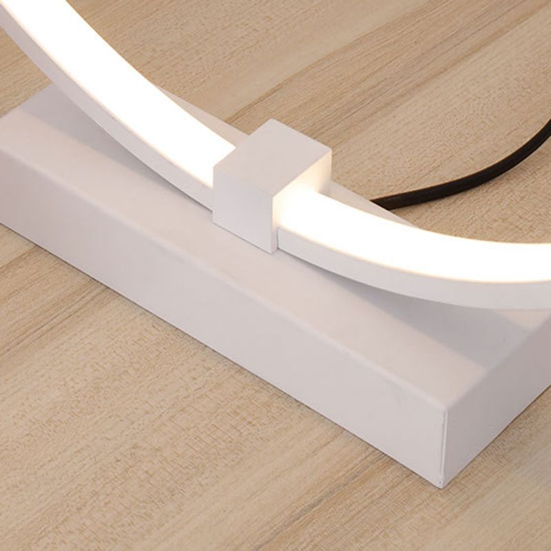 1 Light Circle Table Light Modernism Metal Night Table Lamps for Bedroom in White