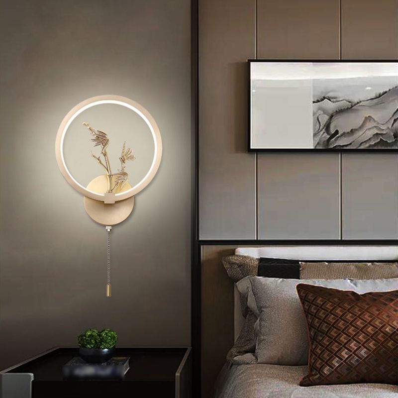 Modern Style Wall Light Creative Linear Wall Sconce Light for Bedroom