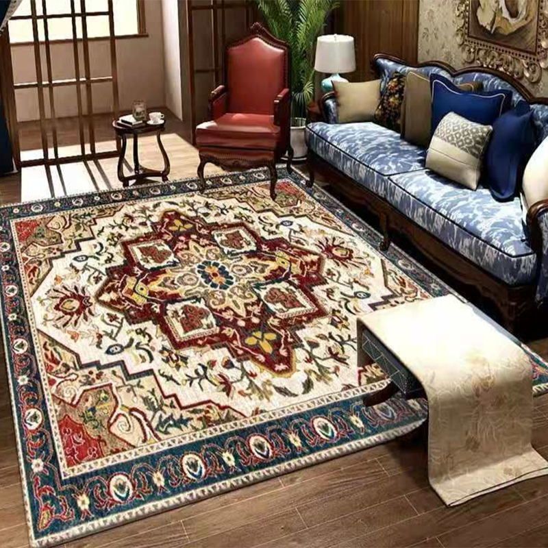 Red Retro Indoor Carpet Polyester Medallion Rug Non-Split Backing Carpet for Living Room