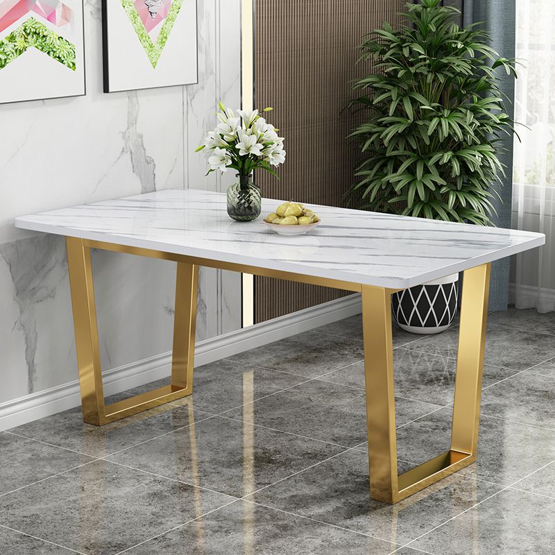 Metal Traditional Luxury Rectangle Table intérieure Table de pierre fritrée blanche avec base de traîneau