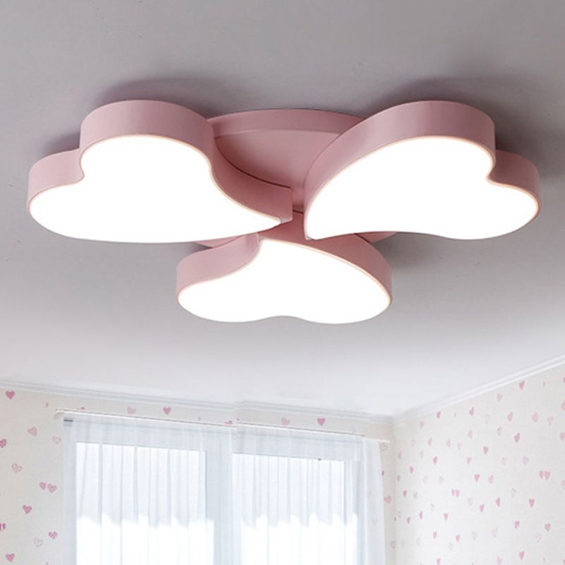 Plafonnier en forme de cœur en acrylique, plafonnier LED Art déco en blanc pour chambre à coucher