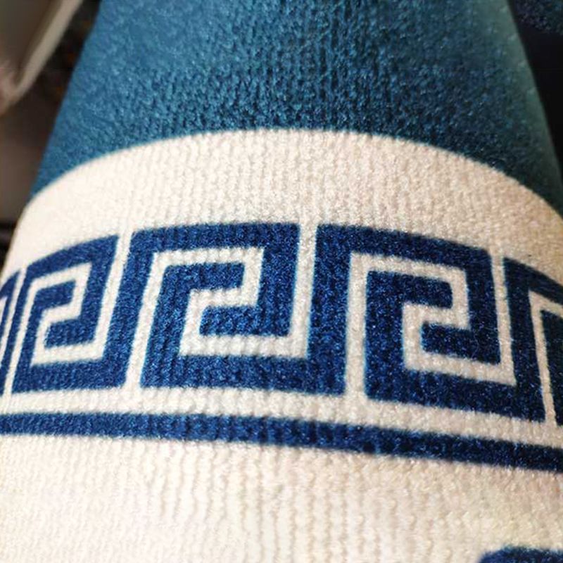 Oriental Solid Carpet Polyester Area Rug Non-Slip Backing Indoor Carpet for Home Decoration