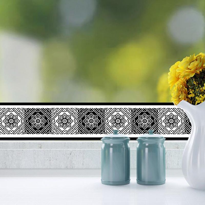 Antiqued Flower Wallpaper Border for Restroom 6.5' x 4" Self-Sticking Wall Covering in Black