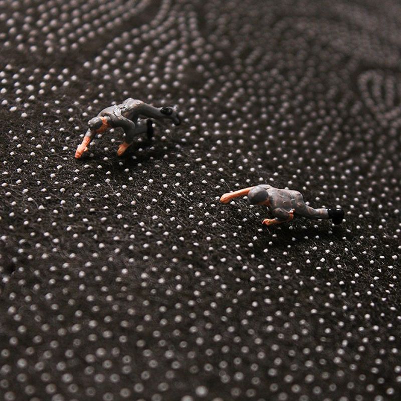 Black Modern Rug Polyester Striped Area Rug Stain Resistant Rug for Living Room