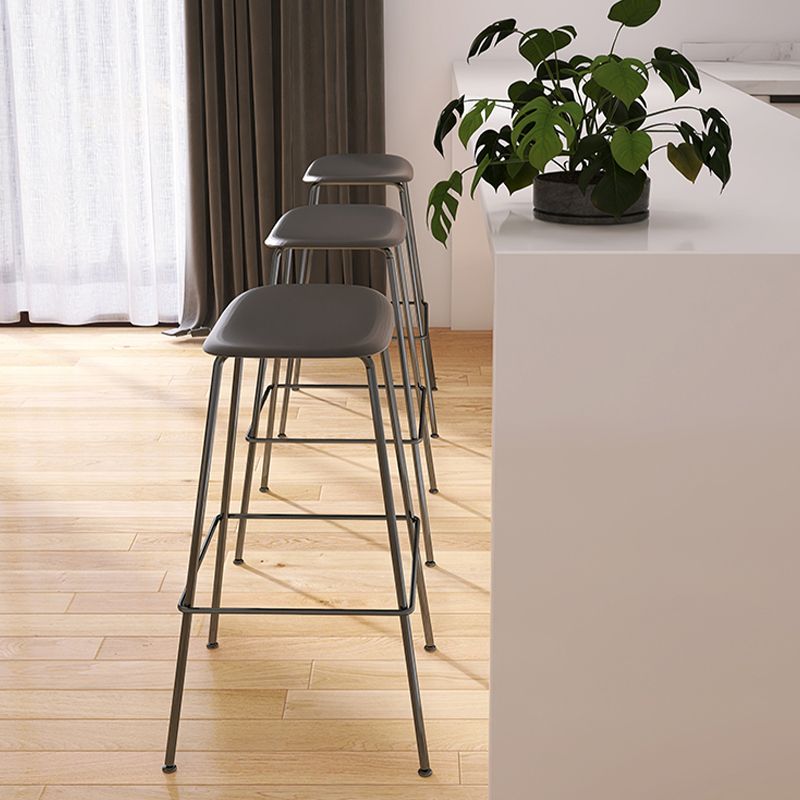 Contemporary Contoured Seat Armless Bar Stools with Metal Legs