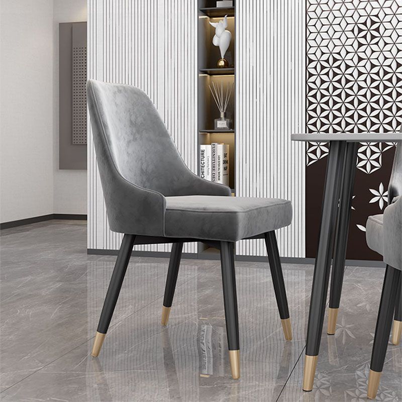 Sillas sin brazos de comedor de metal Glam, sillas de comedor tapizadas Parsons para restaurante