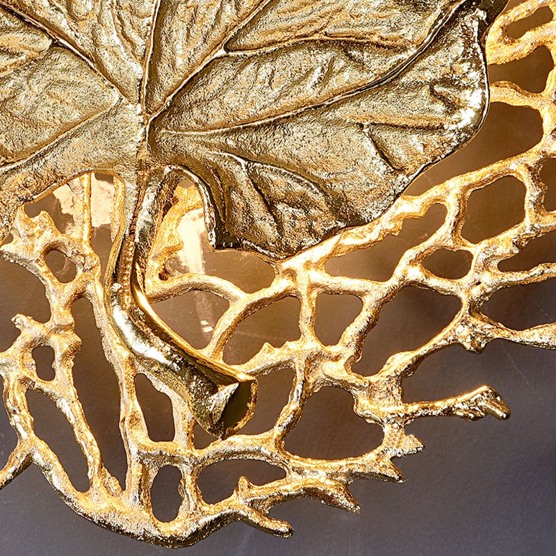 Metal Shade Wall Lamp Modern Style Unique Gold Shape Wall Mounted Lighting for Bedroom