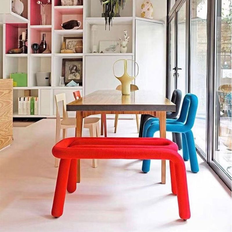 Ensemble de chaises latérales à dossier ouvert de salle à manger de chaises de velours de style contemporain