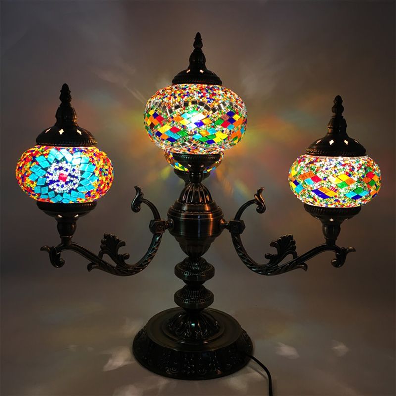 Bohemia Oval Night -Stand Light 4 Bulbos de la mesa de vidrio manchada de la mesa de vidrio en rojo/amarillo/naranja para el dormitorio