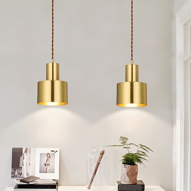 Gold Cylindrical Single Pendant Light Fon de fer forgé lampe pour les espaces intérieurs