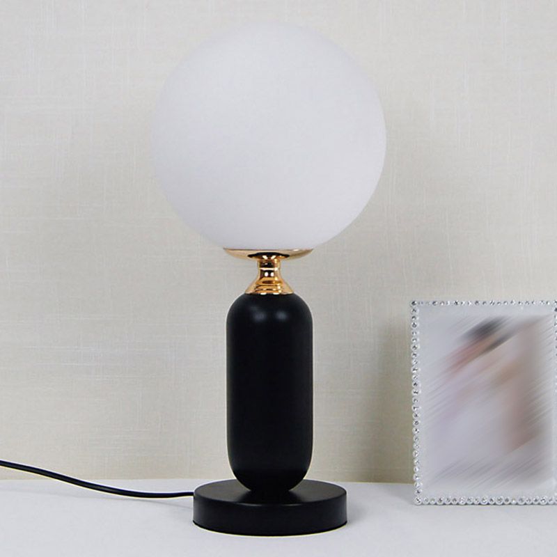 Modern Table Lamp Minimalist Metal Night Stand Lighting for Sitting Room Bedroom