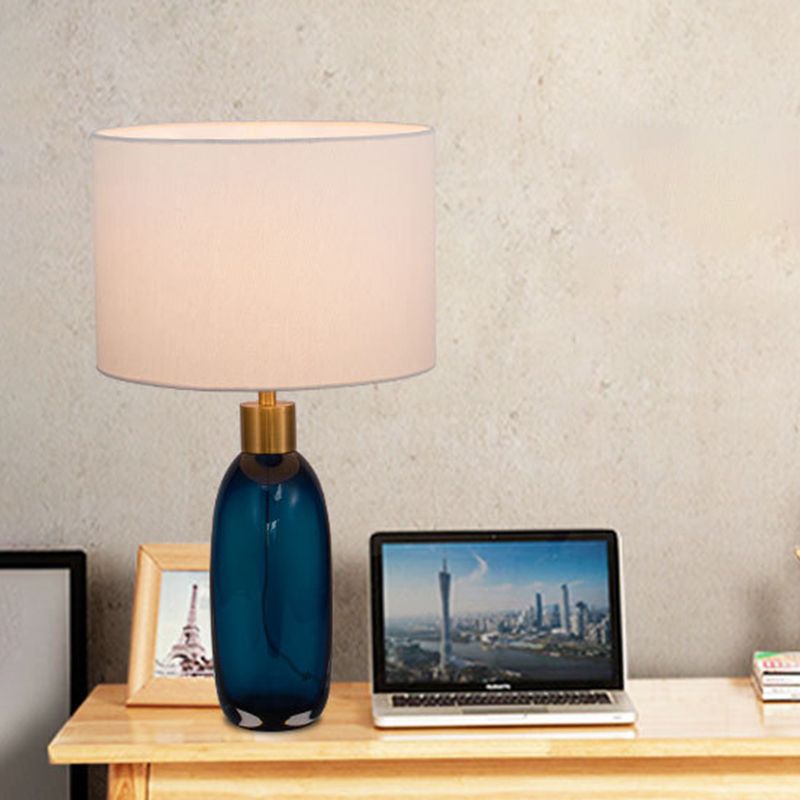 Lámpara de mesa azul moderna de la sala de estar de 1 cabeza con sombra de tela cilíndrica
