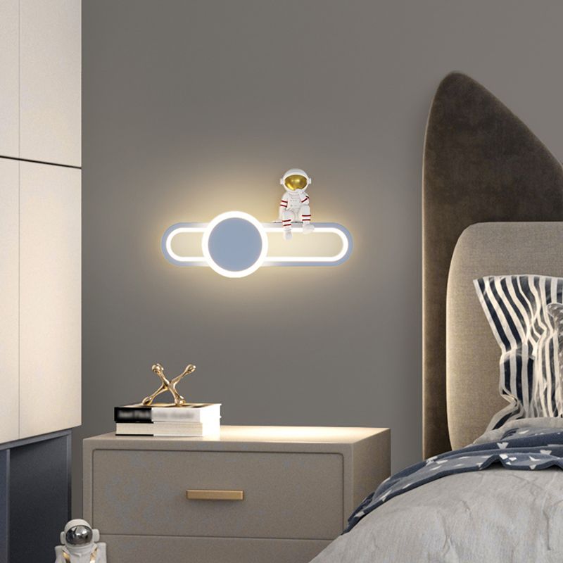 Nordic Style Iron Wall Light Ellipse Shape Wall Lamp for Children's Room (Included Doll)