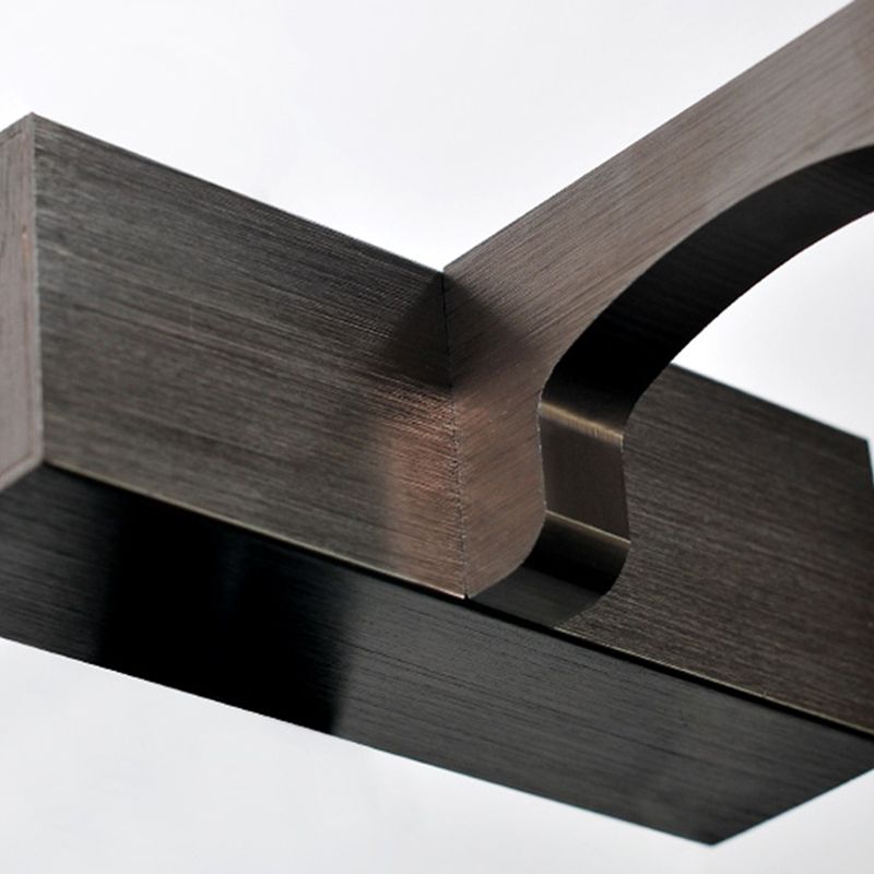 Linear Metal Wall Light Fixture Modern Style 1-Light Mirror Wall Mount Lighting