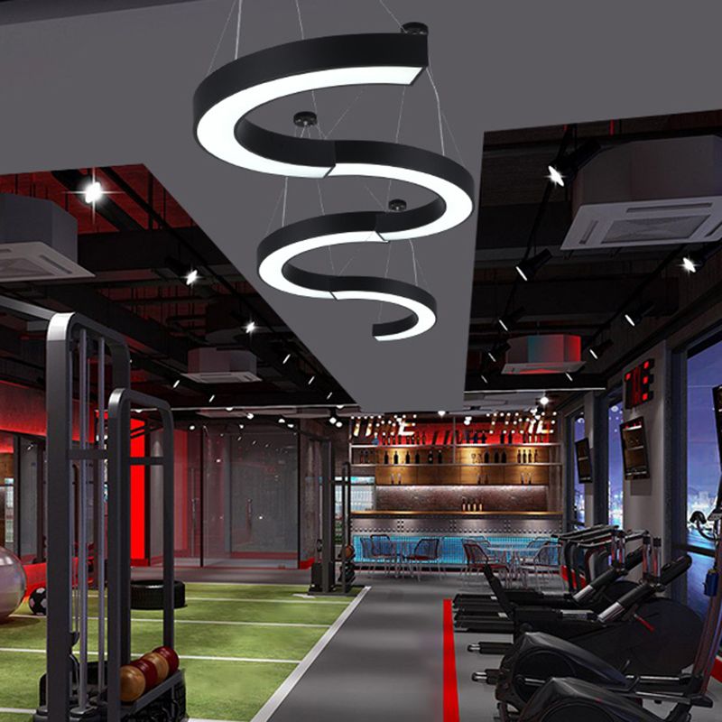 Kurve Acryl -LED Hängende Beleuchtung moderne Kronleuchterleuchte für Gymnasium