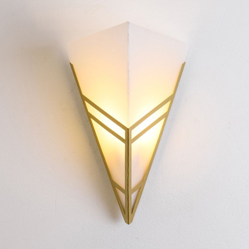 Triangle Modernist Wall Sconce Metal Sconce Light for Hallway
