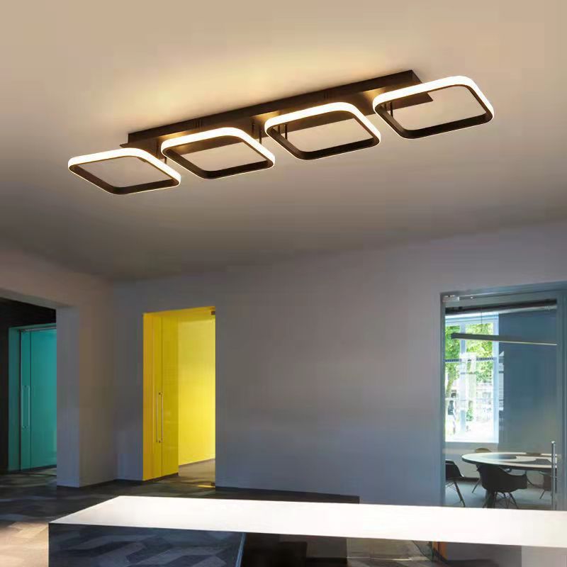 Metall quadratische Schatten Flush Deckenleuchte moderne Multi -Leuchten Flush -Montierung in Schwarz