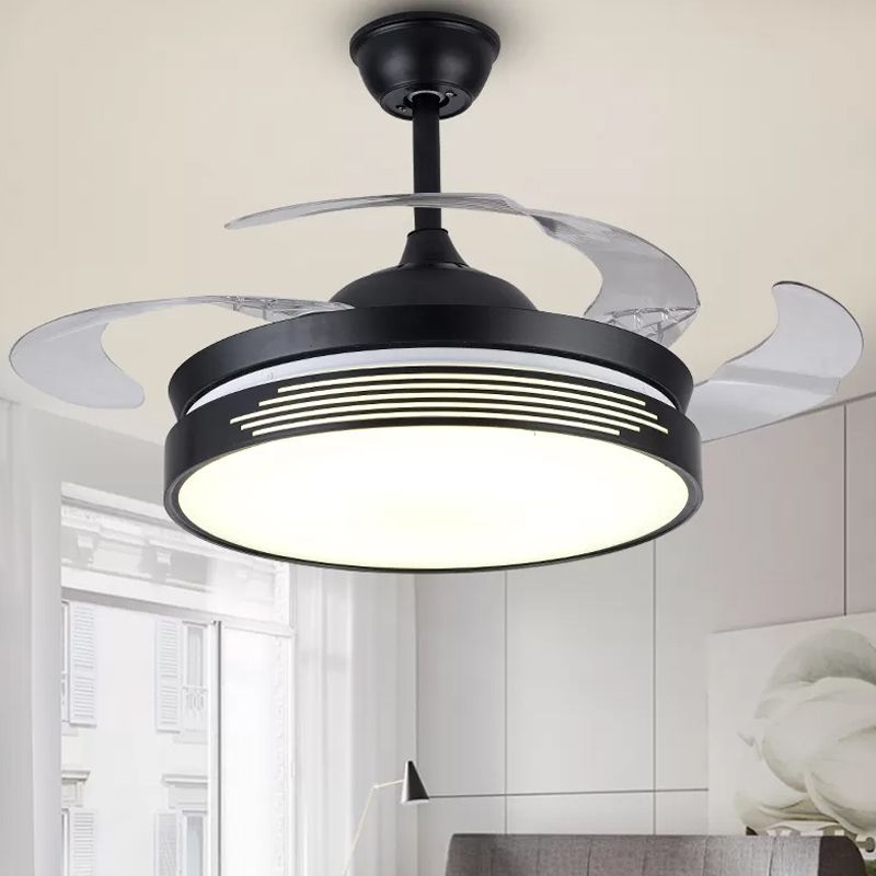 Light semifulò in metallo da 19 "Light Nordic Nero Appeding Lamping Lamp, 4 lame, 4 lame