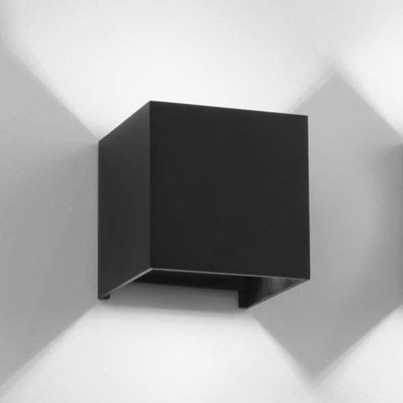Geometric Shape Wall Lamp Modern Style Metal Wall Light in Black