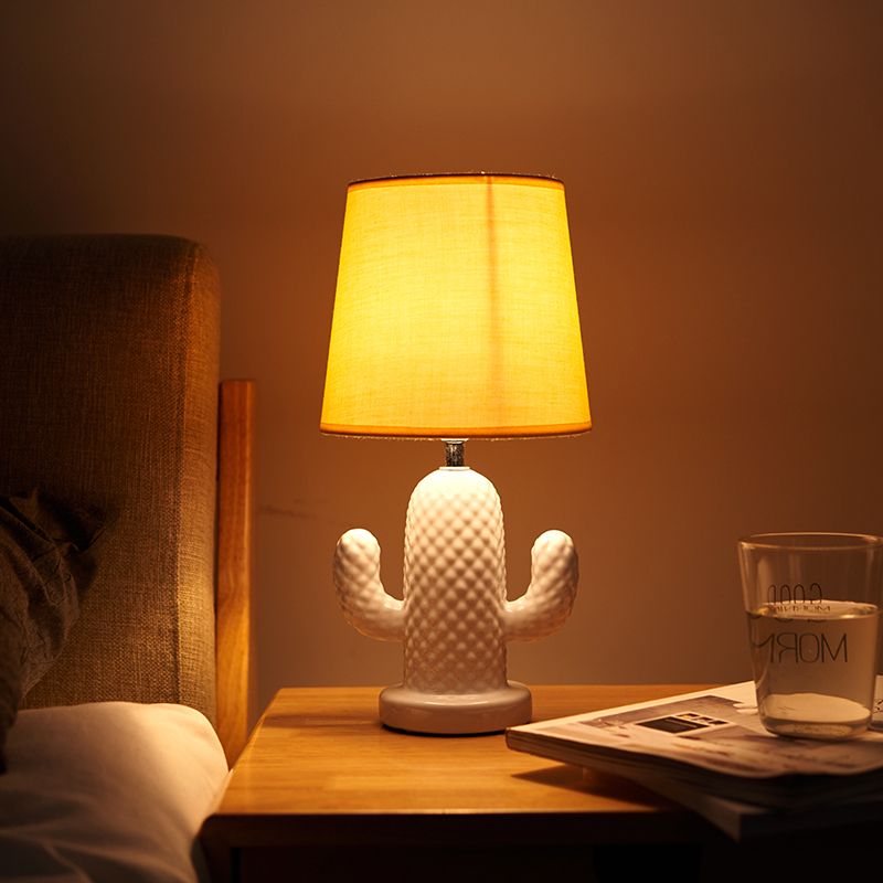 Ceramics Cactus Table Lighting Nordic Style Single Head White Desk Lamp with Barrel Yellow Fabric Shade