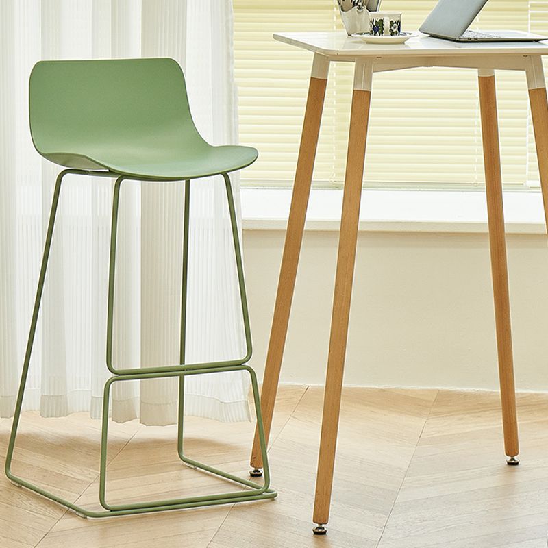 Nordic Style Indoor Backrest Counter High Stool with Metal Base