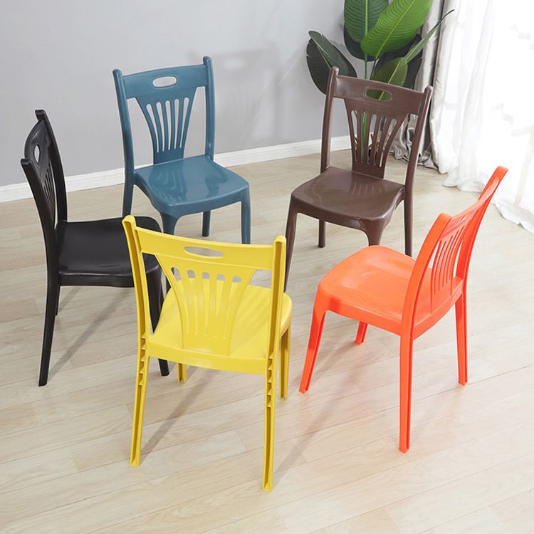 Silla de comedor de plástico de estilo moderno, silla lateral apilable sin brazos para cocina (juego de 4)