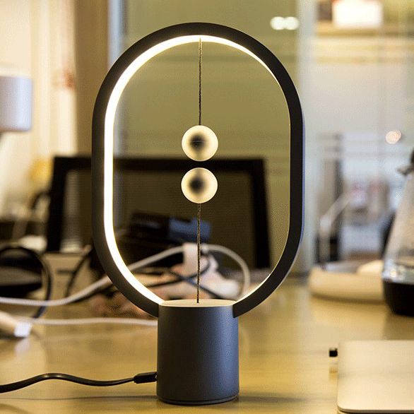 Circle LED Table Light Modern Minimalist Style Table Lamp with Plastic Shade for Living Room