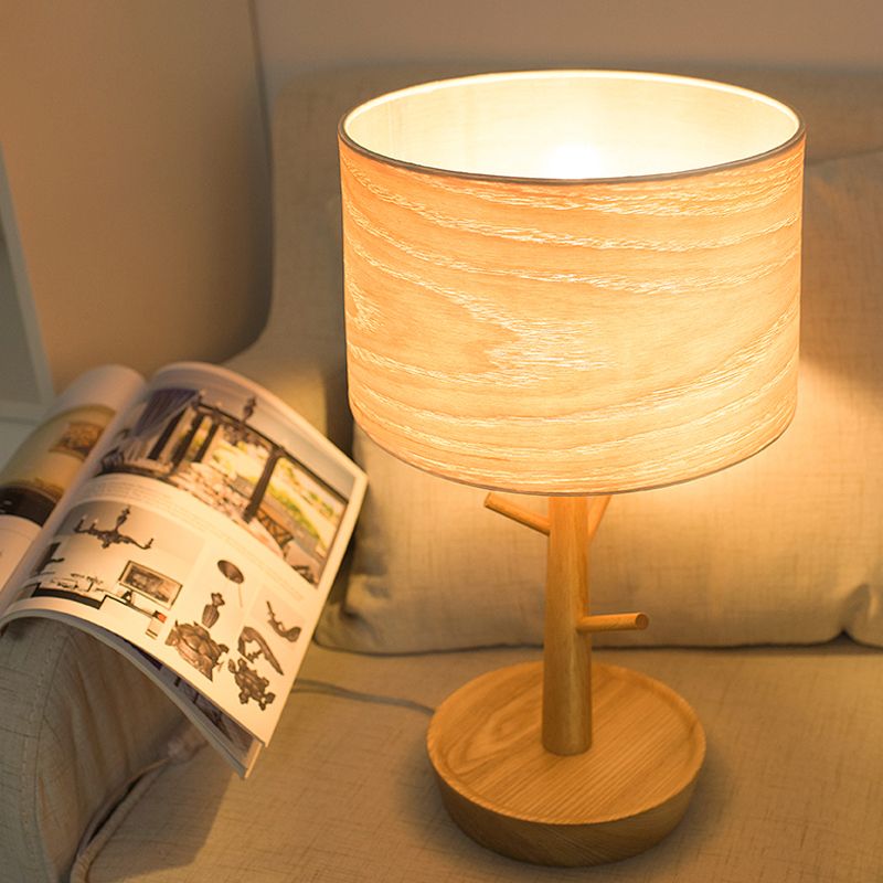 Tombra de madera de la noche Iluminación Funcional moderna Funcho de 1 linda Luz de mesa de beige con diseño de gancho
