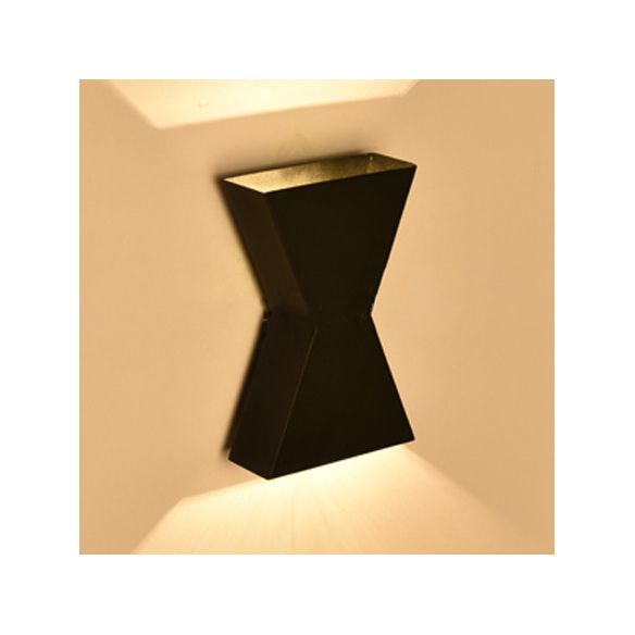 Black/White Hourglass Shade Wall Washer Light Contemporary Led Metal Wall Lamp in White/Warm Lighting