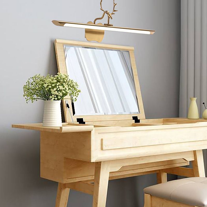 Elegante illuminazione di corna postmoderne con metallo e acrilico per lavaggio per il bagno