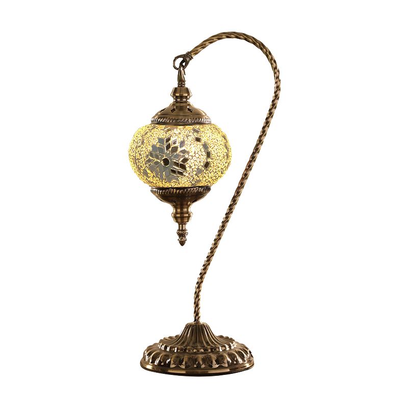 Luz de escritorio global tradicional rojo/blanco/vidrio amarillo 1 cafetería lámpara de mesa nocturna con base de metal