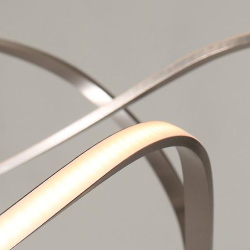 Luz de lámpara de sombra retorcida de metal moderno 1 lámpara de lámpara de lámpara de luz en oro